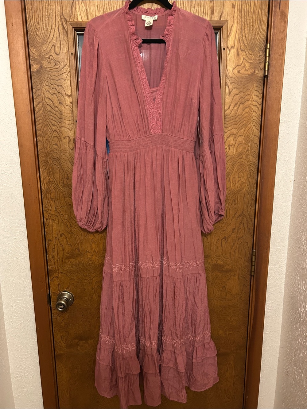 torrid Festi Maxi crochet with inset Dress. Mesa rose